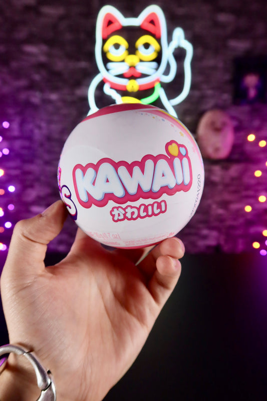 Bola sorpresa Mini Brands versión KAWAII