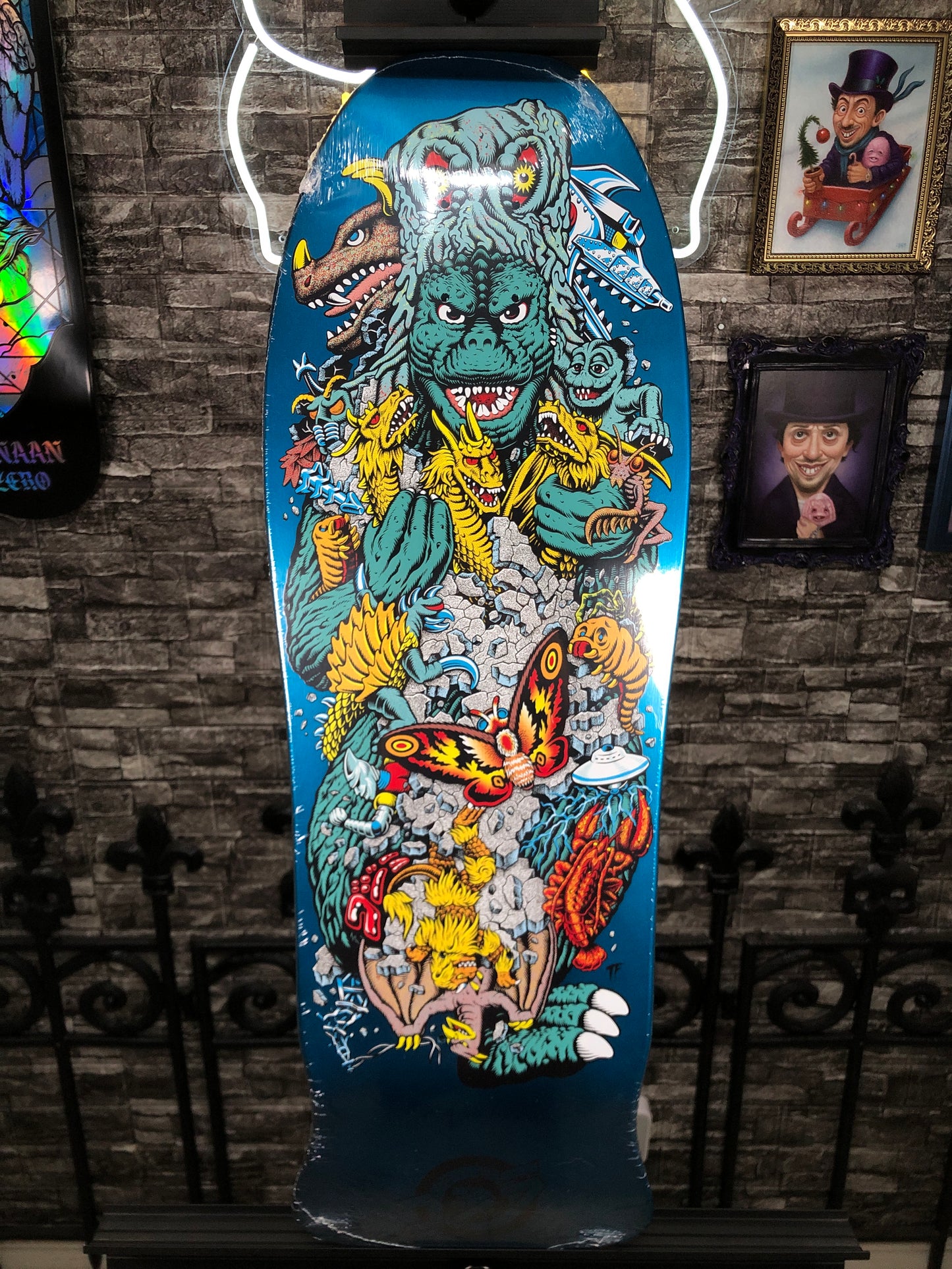 Patineta Santa Cruz / Godzilla (Kaiju Roskopp)